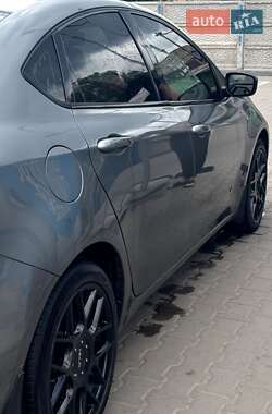 Седан Dodge Dart 2012 в 