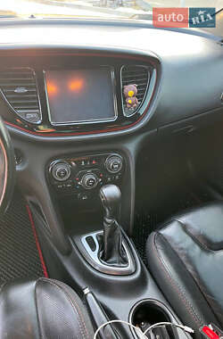 Седан Dodge Dart 2014 в 