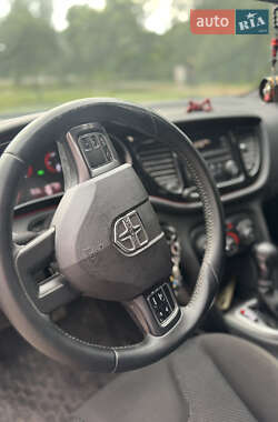 Седан Dodge Dart 2015 в 
