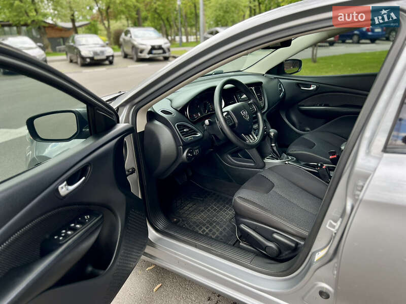 Седан Dodge Dart 2015 в Харкові