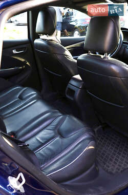 Седан Dodge Dart 2012 в 