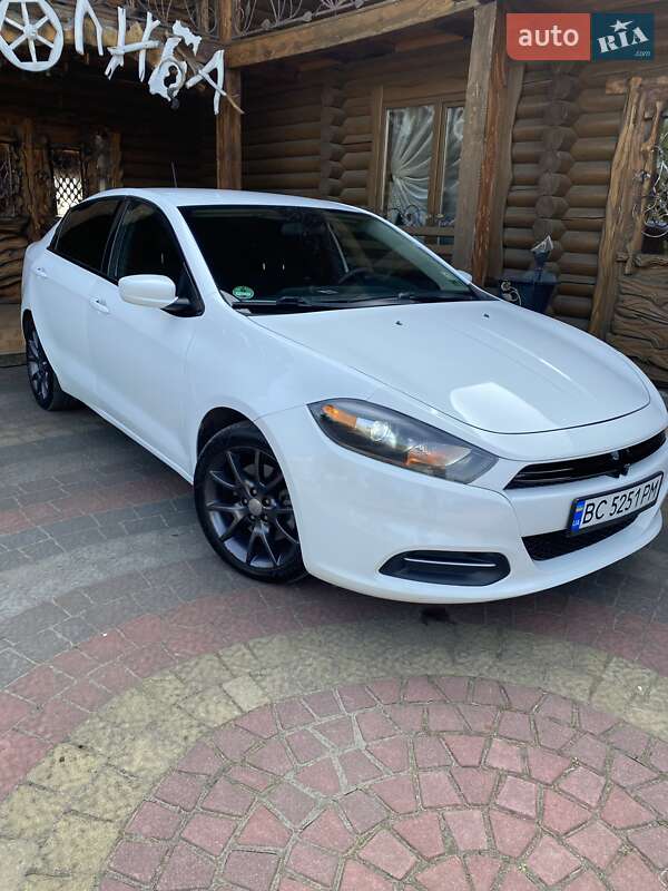 Седан Dodge Dart 2015 в Львові