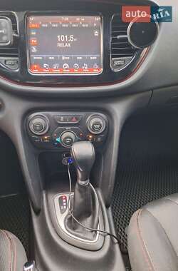 Седан Dodge Dart 2014 в 