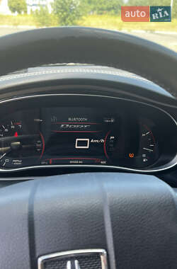 Седан Dodge Dart 2015 в 