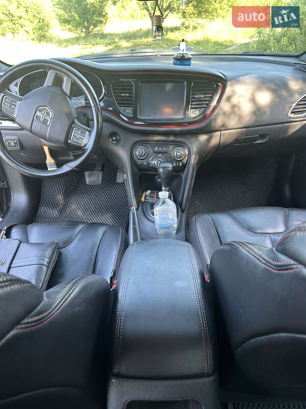 Седан Dodge Dart 2016 в Полтаве