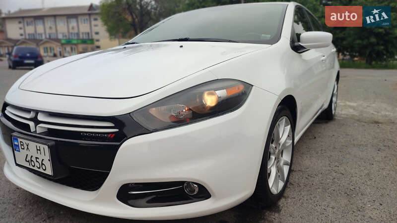 Седан Dodge Dart 2013 в Дубні