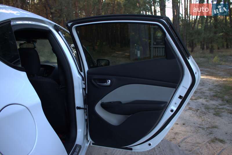 Седан Dodge Dart 2015 в Полтаве