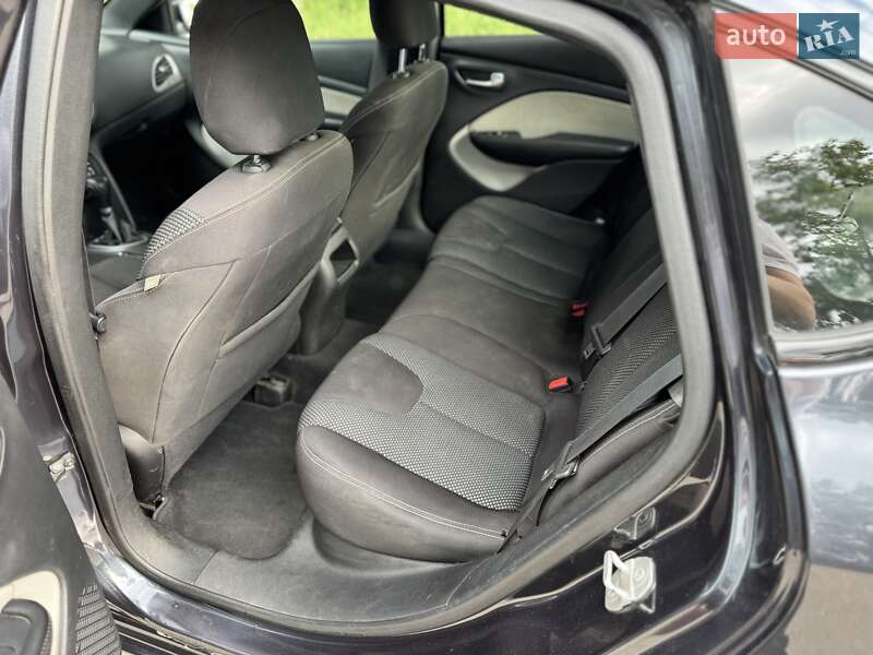 Седан Dodge Dart 2014 в Дніпрі