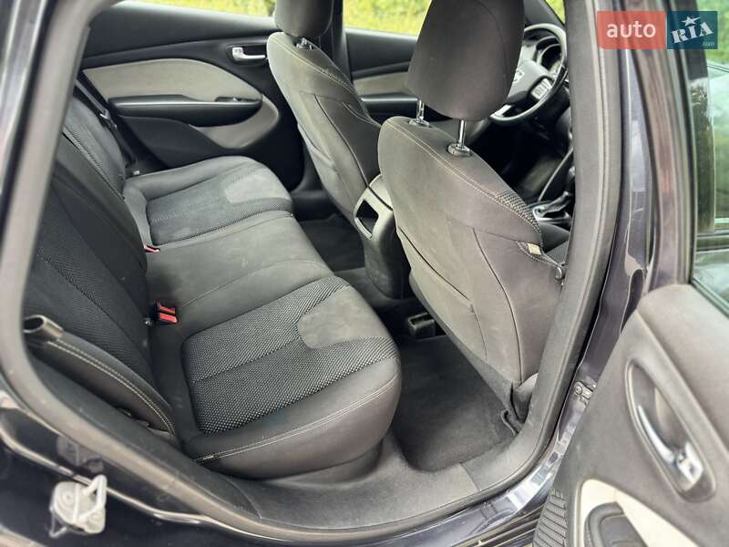 Седан Dodge Dart 2014 в Дніпрі