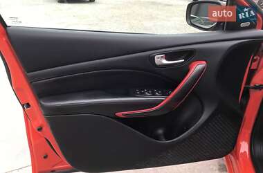 Седан Dodge Dart 2015 в 