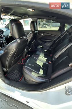 Седан Dodge Dart 2014 в 