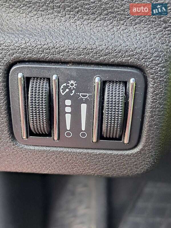 Седан Dodge Dart 2014 в Дніпрі фото 40 Седан Dodge Dart 2014 в Дніпрі