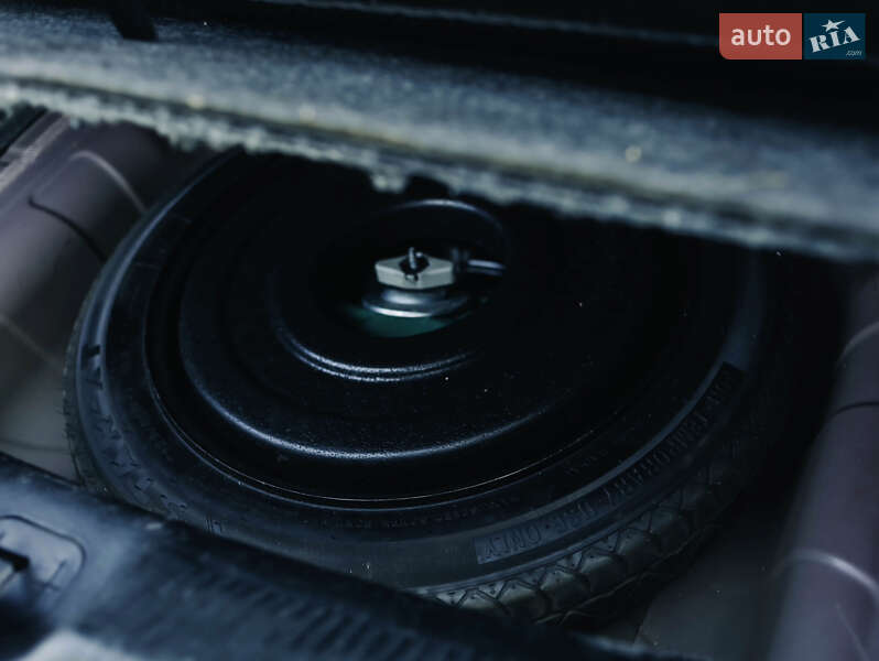 Седан Dodge Dart 2015 в Коростишеві