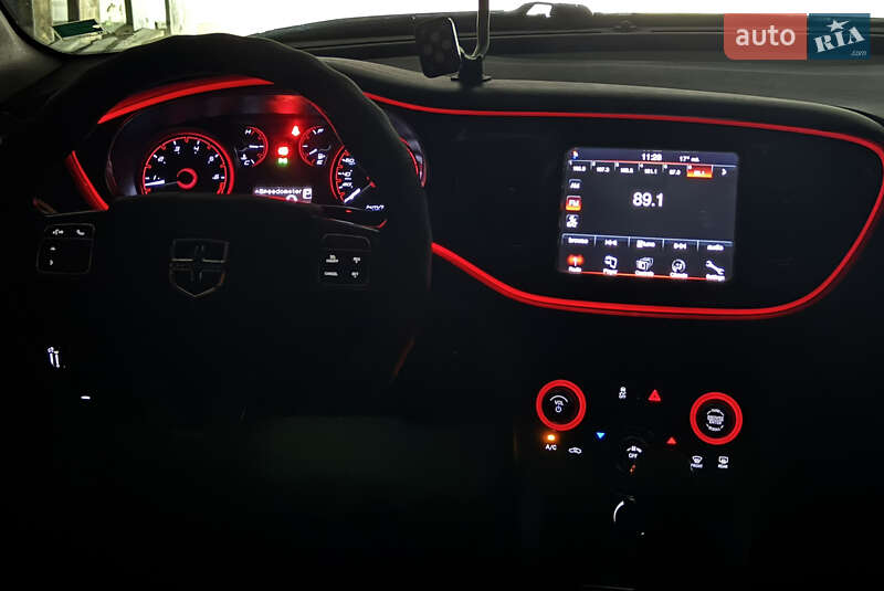 Седан Dodge Dart 2015 в Коростишеві