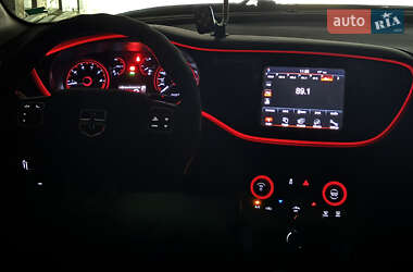 Седан Dodge Dart 2015 в 