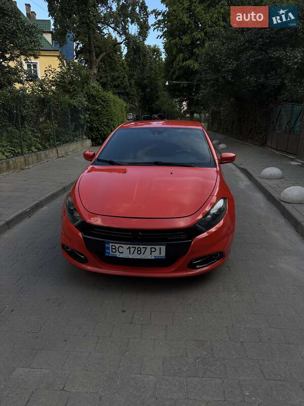 Седан Dodge Dart 2016 в Львове