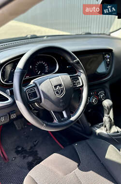 Седан Dodge Dart 2016 в 