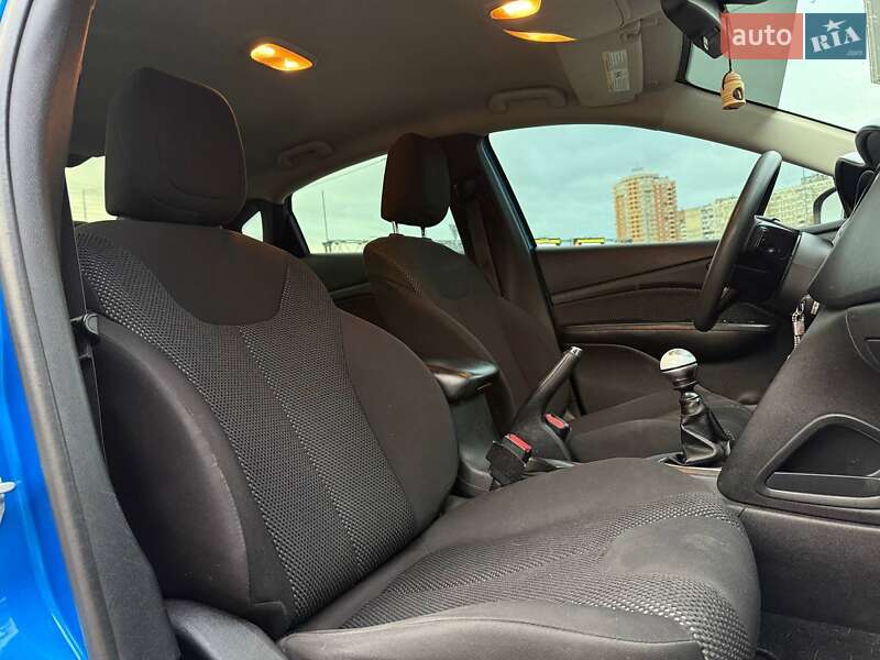 Седан Dodge Dart 2016 в Киеве