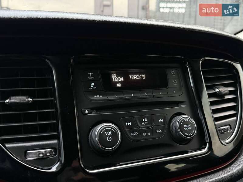 Седан Dodge Dart 2016 в Киеве