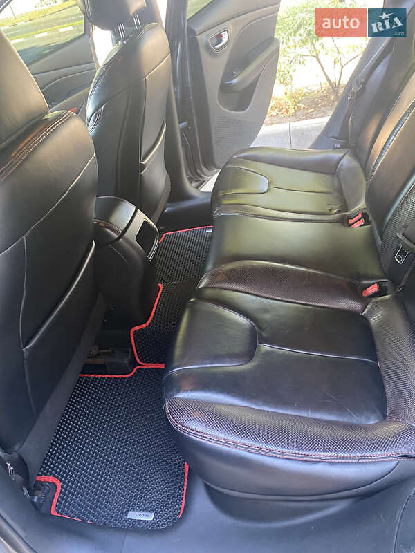 Седан Dodge Dart 2015 в Харкові