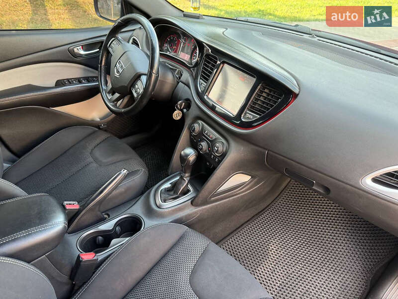 Седан Dodge Dart 2015 в Дніпрі