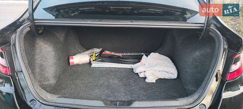 Седан Dodge Dart 2015 в Чутове