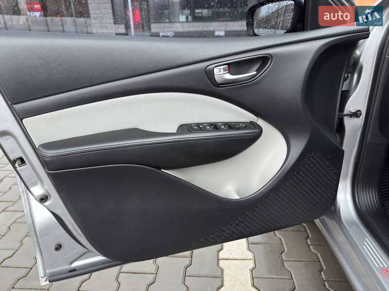 Седан Dodge Dart 2014 в Кривом Роге фото 16 Седан Dodge Dart 2014 в Кривом Роге