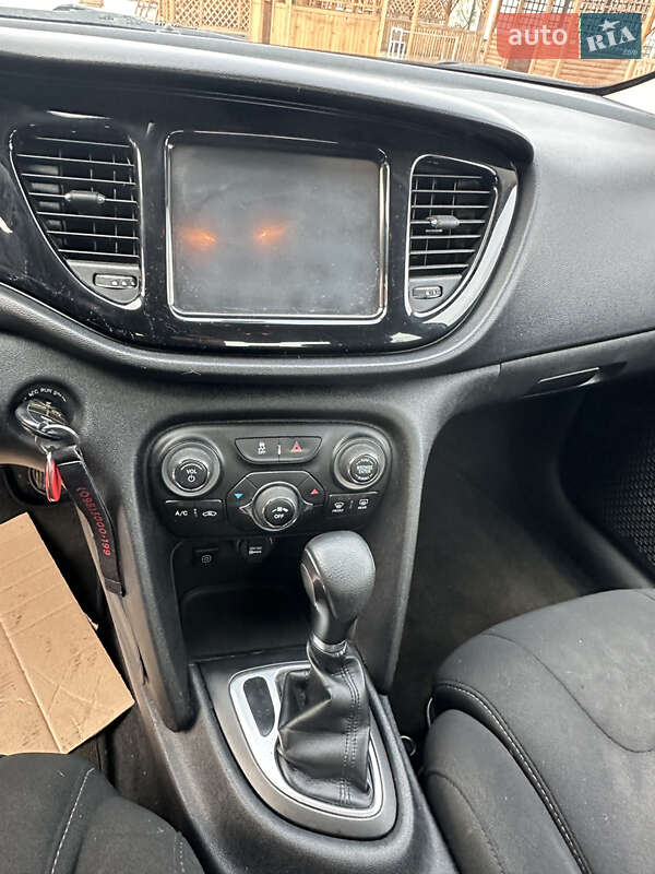 Седан Dodge Dart 2013 в Первомайске