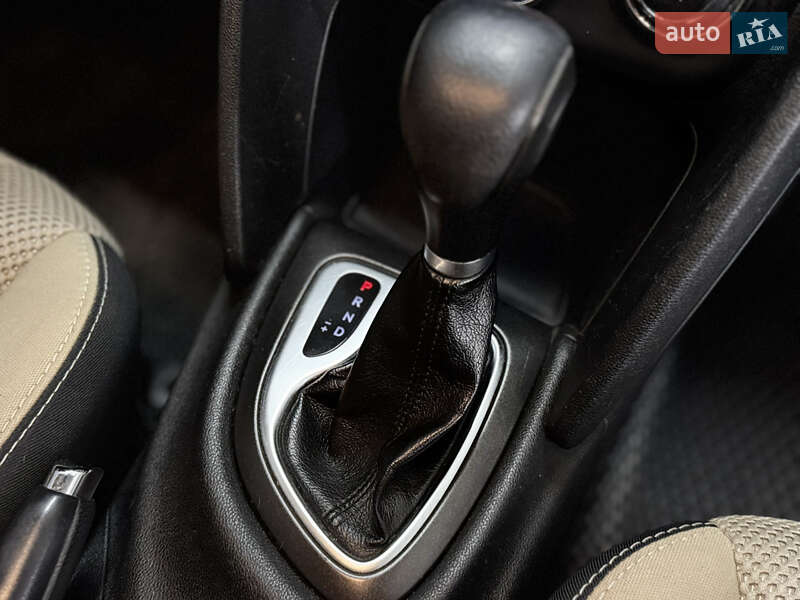 Седан Dodge Dart 2015 в Николаеве