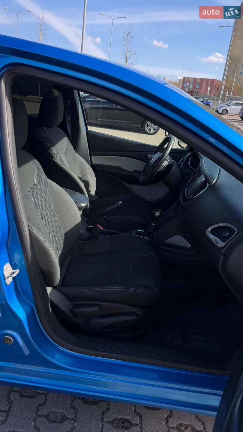 2015 Dodge Dart - мініатюра 16