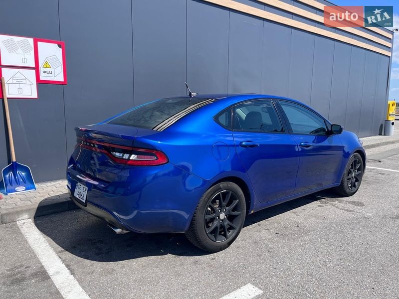 Седан Dodge Dart 2013 в Чернівцях