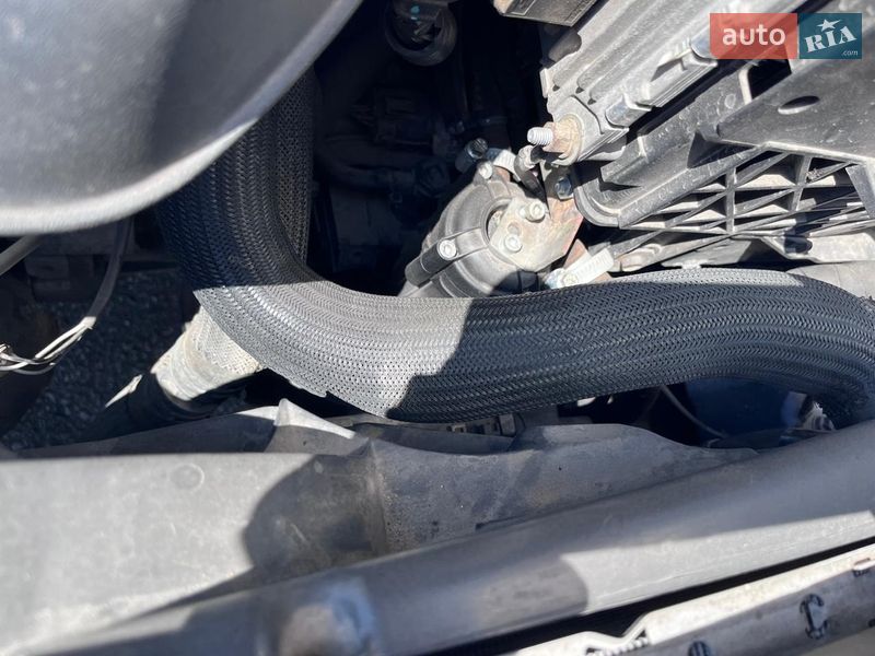 Седан Dodge Dart 2013 в Чернівцях