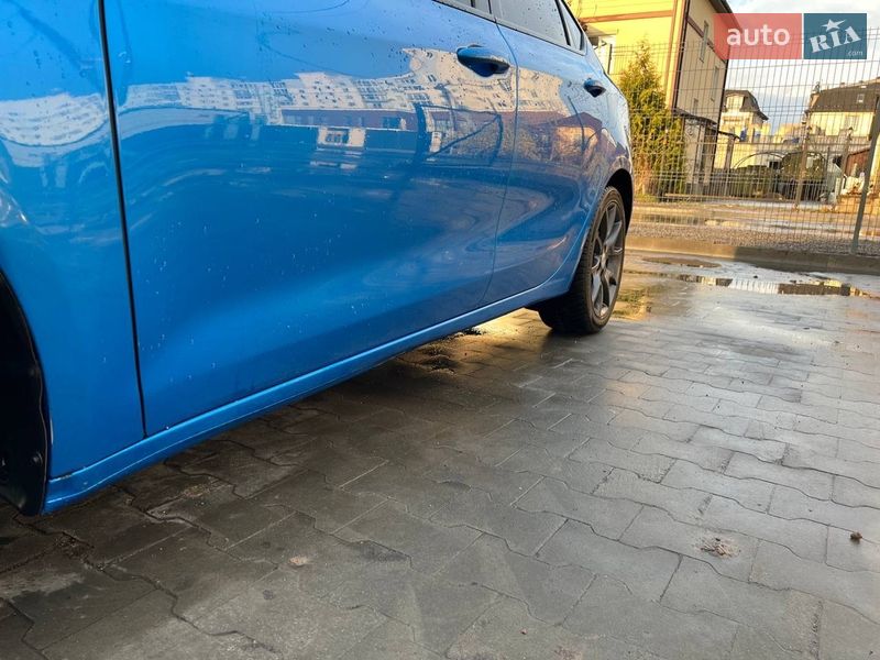 Седан Dodge Dart 2015 в Киеве