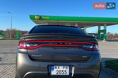 Седан Dodge Dart 2015 в Краснограді