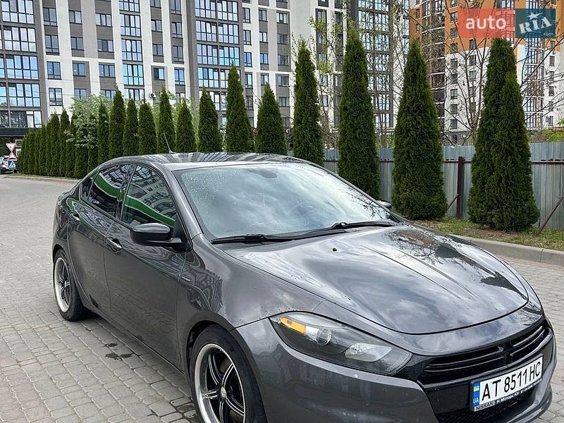 Седан Dodge Dart 2015 в Ивано-Франковске