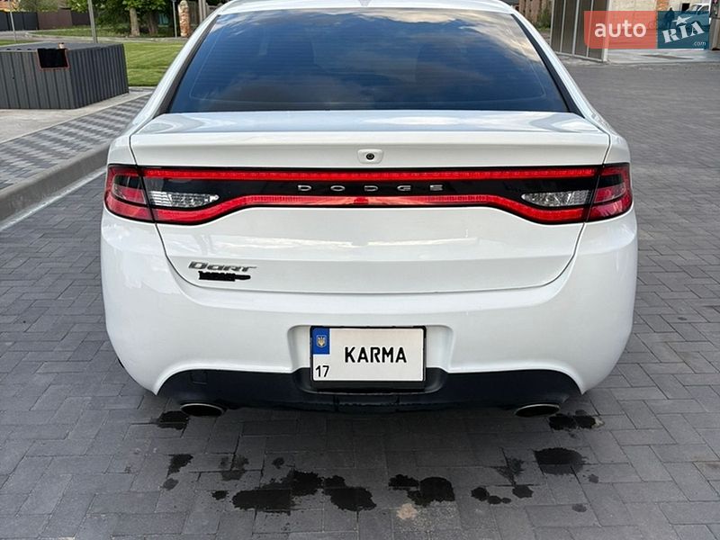 Седан Dodge Dart 2015 в Лубнах