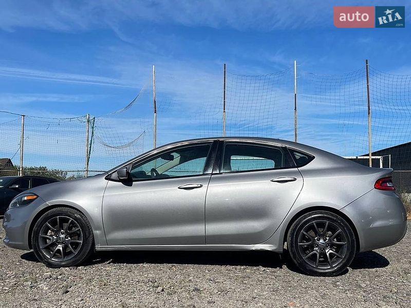 Седан Dodge Dart 2015 в Ужгороде