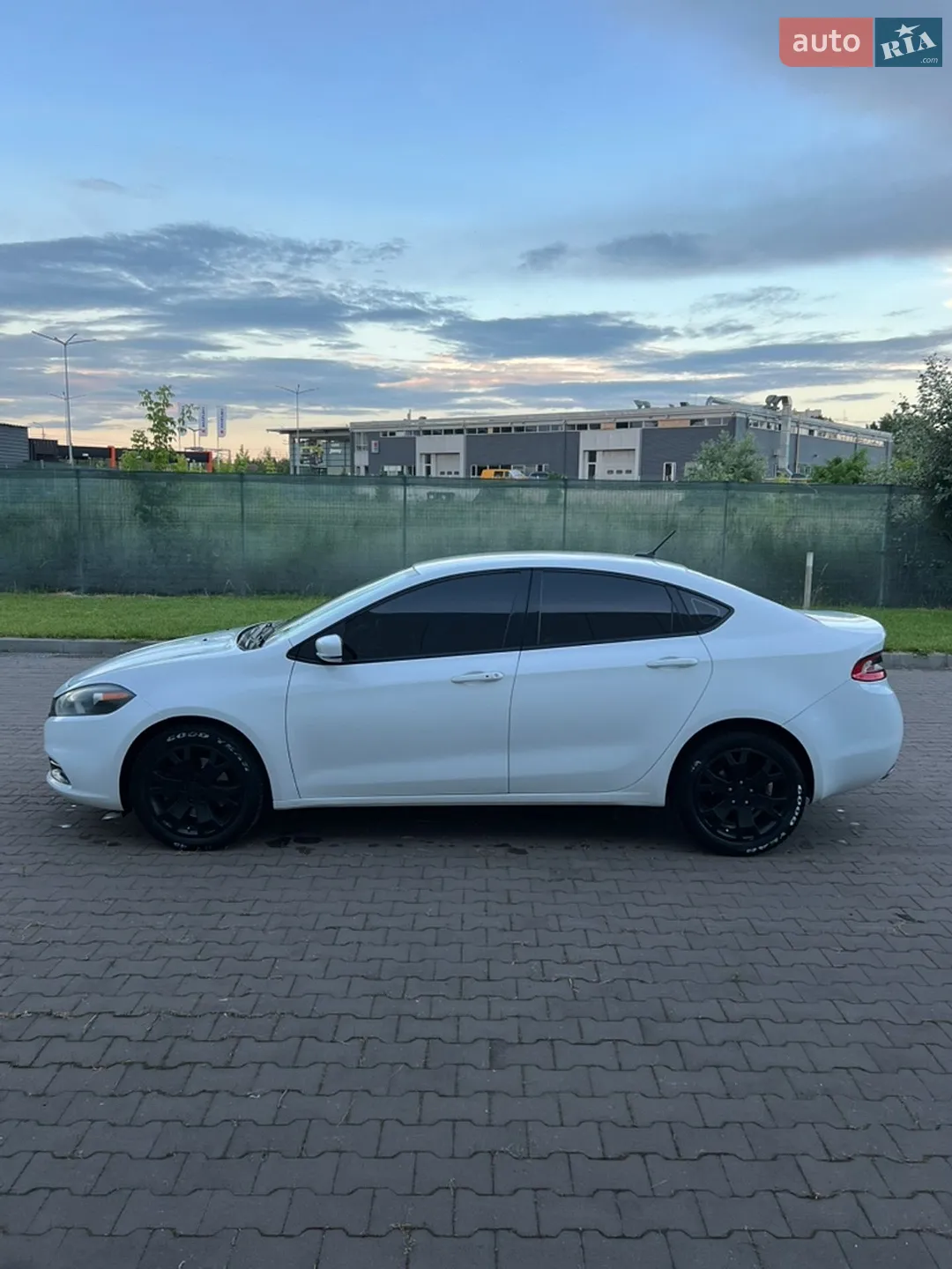 2014 Dodge Dart - мініатюра 2