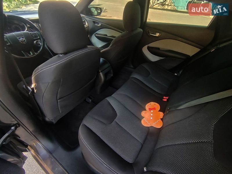 Седан Dodge Dart 2014 в Днепре