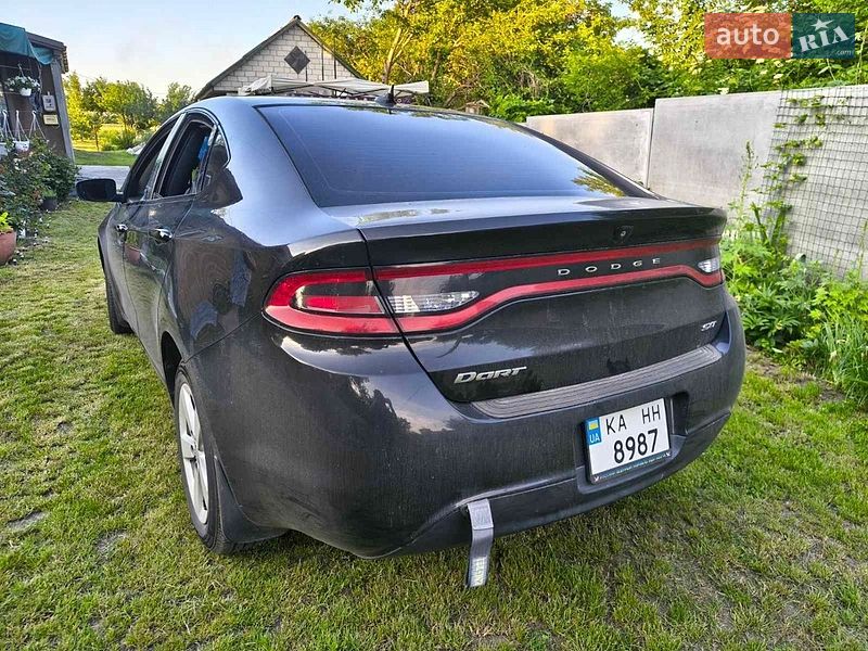 Седан Dodge Dart 2015 в Черкасах