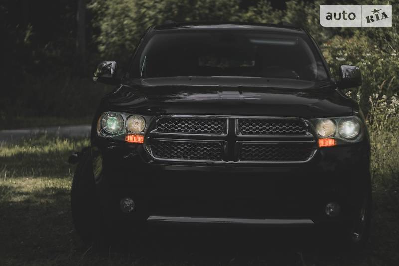 Внедорожник / Кроссовер Dodge Durango 2012 в Черновцах