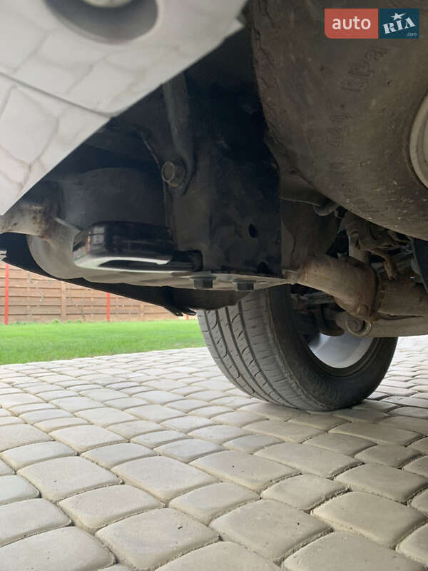 Позашляховик / Кросовер Dodge Durango 2017 в Ужгороді