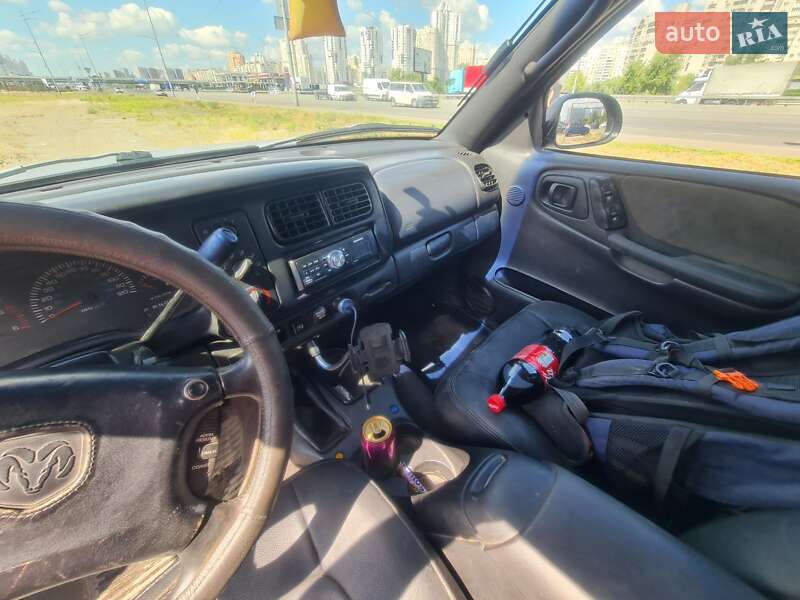 Позашляховик / Кросовер Dodge Durango 1998 в Києві