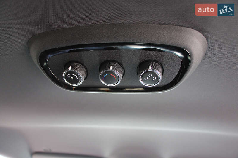 Внедорожник / Кроссовер Dodge Durango 2021 в Днепре