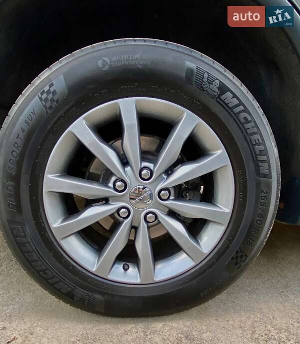 Позашляховик / Кросовер Dodge Durango 2014 в Києві