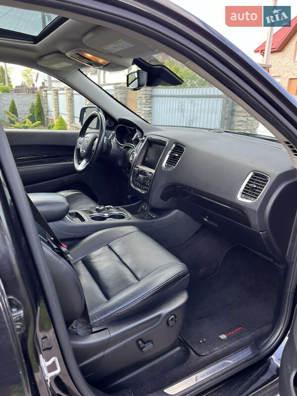 Позашляховик / Кросовер Dodge Durango 2016 в Рівному