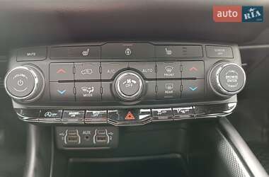 Внедорожник / Кроссовер Dodge Durango 2021 в 