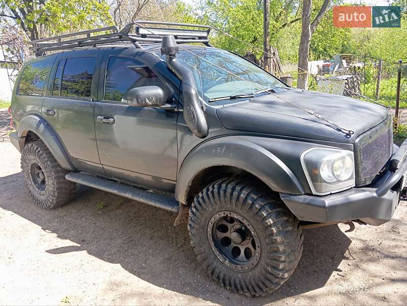 Позашляховик / Кросовер Dodge Durango 2004 в 