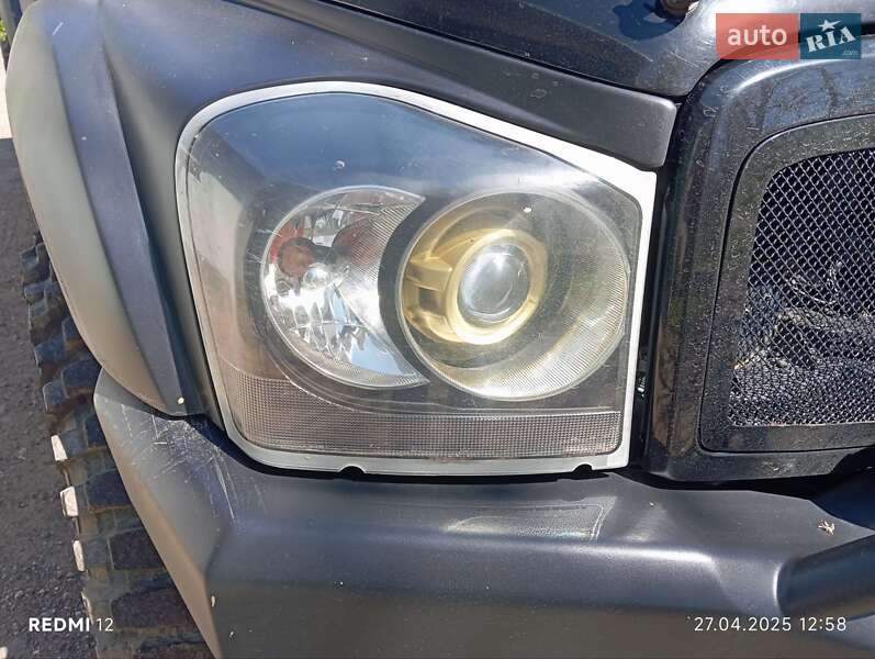 Позашляховик / Кросовер Dodge Durango 2004 в Львові