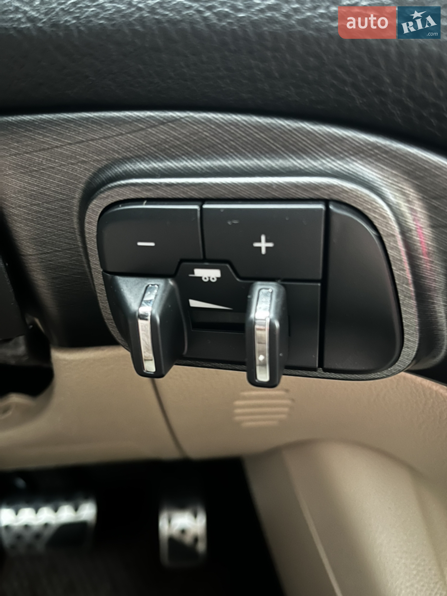 2019 Dodge Durango - мініатюра 17